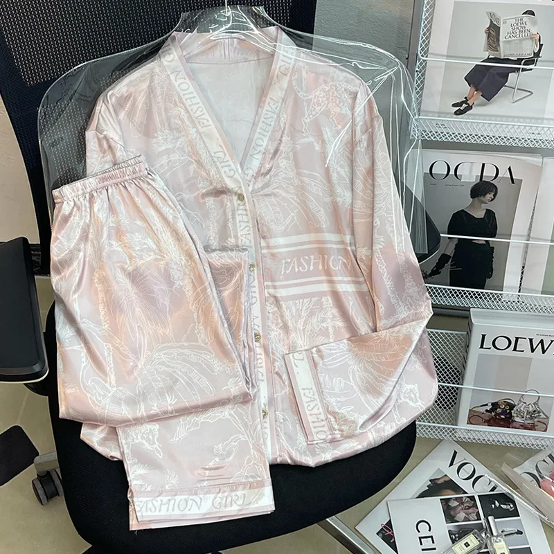 Spring and Summer French High-end Long Sleeved Cardigans Pajamas Women\'s Home Clothing Pink V Neck Janpanese Style Pajamas Silk