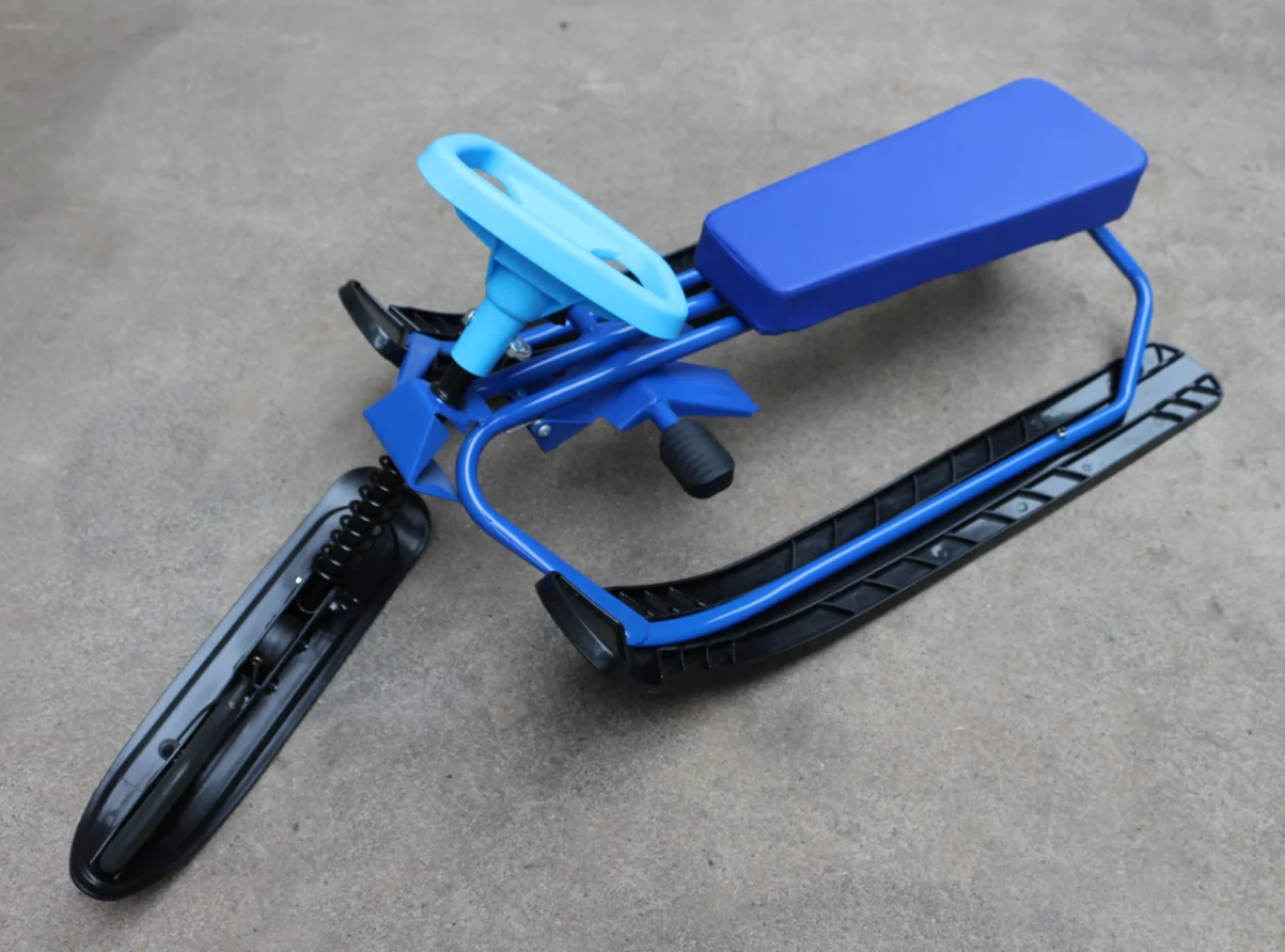 

Square steering wheel ski non-power sled with telescopic rope seat adjustment