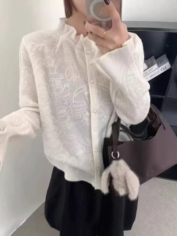 

Ele White Knitted Sweater Women's Folded Collar Embroidered Pearl Button Cardigan Long Sve Floral Patterned Base irt