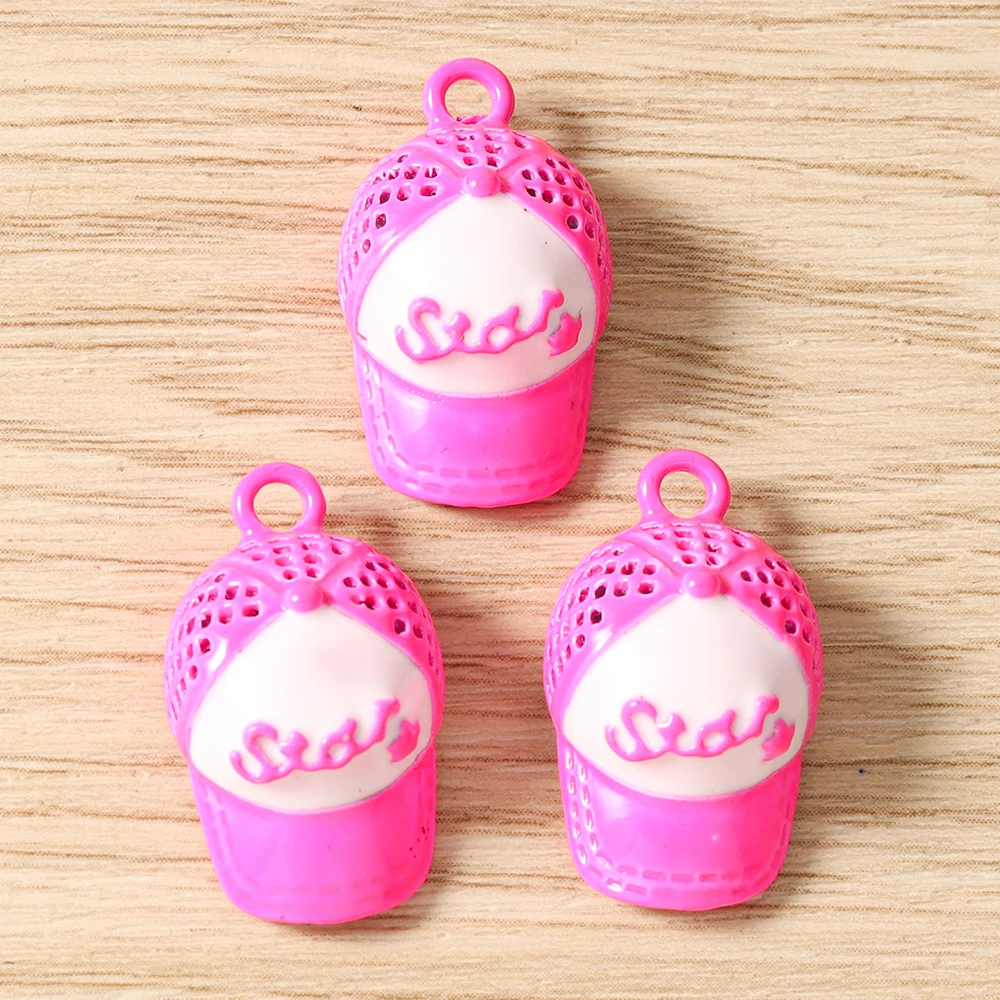 Tusember 5 Stück Niedliche Emaille Kawaii 3D Pantoffel- und Hutanhänger für Ohrringe, Halsketten, Armbänder, DIY-Schmuckherstellungszubehör – Detail 23
