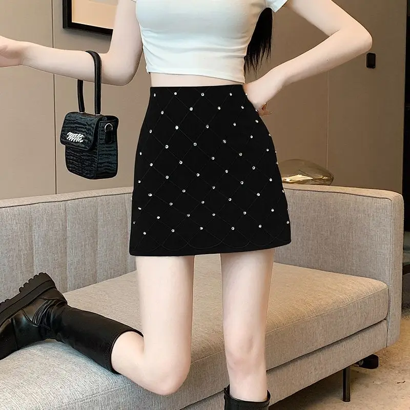 

Women's Half-Skirt with Elegant Lady Style Beaded Design A-Line Shape High-Waisted Slimming Short Skirt
