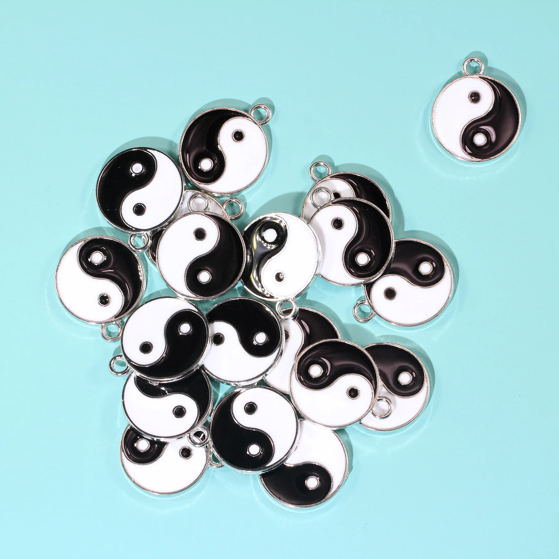 Tai Chi Charm Pendant Black White Round Yin Yang For Bracelet Necklace Earrings Making DIY Jewelry Accessoriess Gift