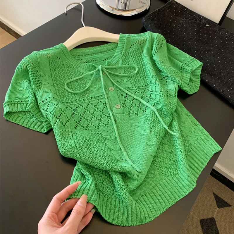 2025 Women's Green Hollow Out Knitted T-Shirt Korean Fashion Bow Lace Up Short Sleeve Tees Summer Chic Button Design Tops