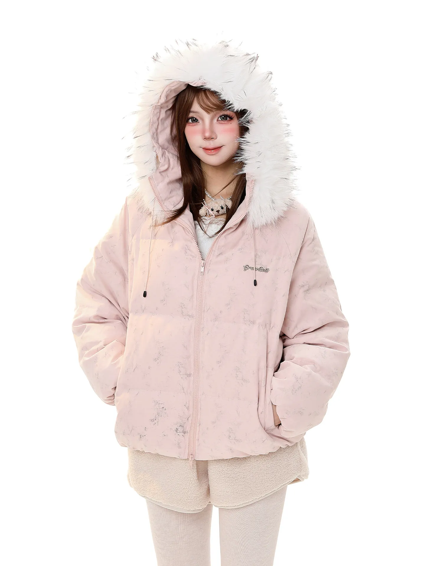 

Милая теплая женская зимняя куртка с капюшоном, омолаживающая, свободного кроя, очень красивая, модная верхняя одежда