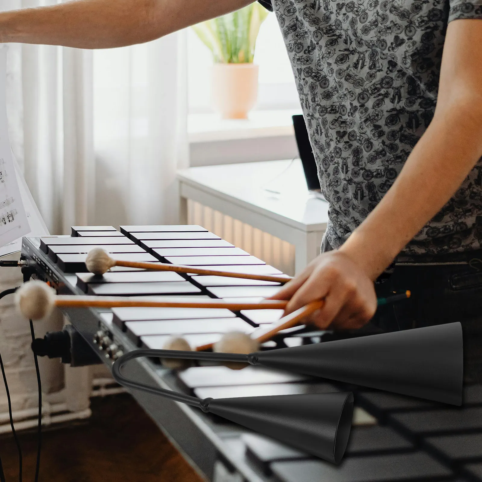 

Набор традиционных латинских двойных колокольчиков (корбелов) с палочками для выступлений, практики и спорта