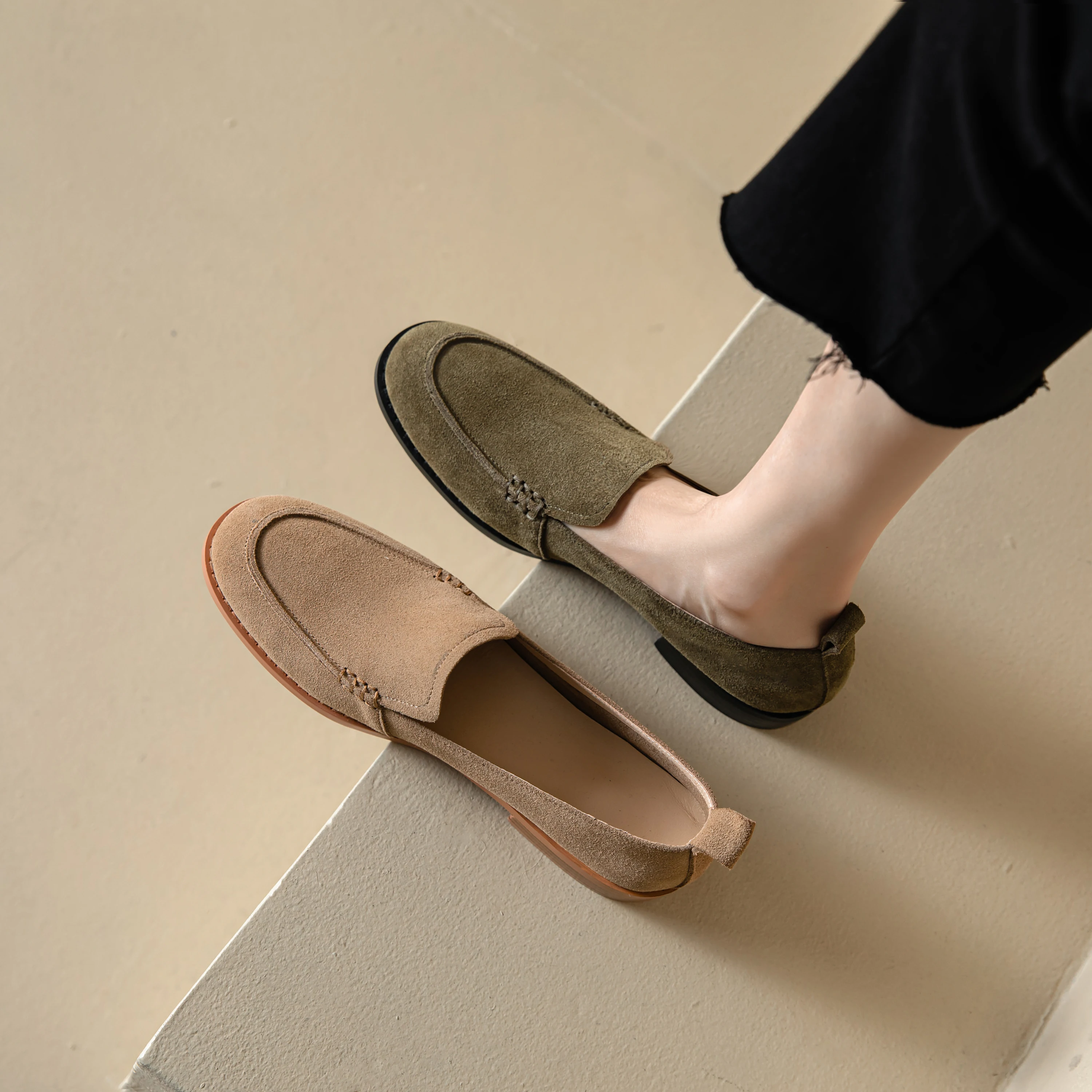 2026 new spring autumn women pumps natural leather plus size 22-25cm cow suede+sheepskin+pigskin round toe loafers women shoes