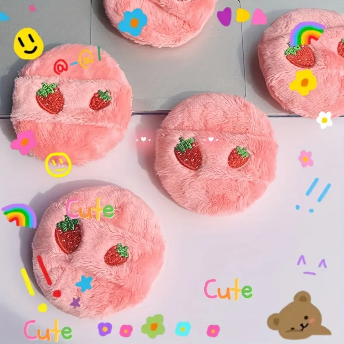 Grande spugna per trucco morbida in peluche con ricamo a fragola per fissare la cottura del viso in polvere/controllo dell'olio ﻿