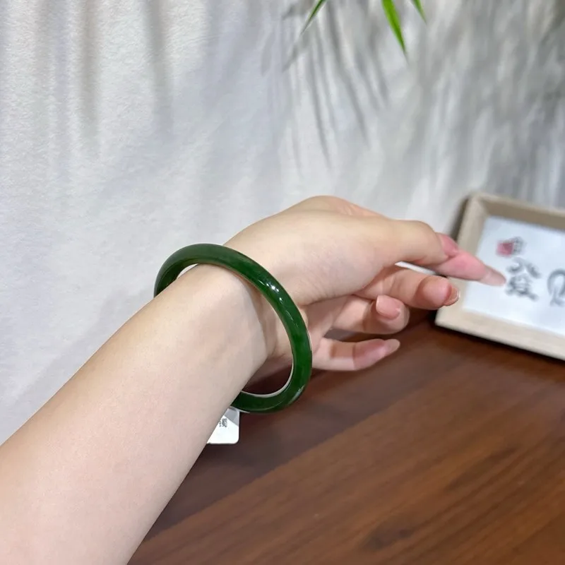 Hotan Jadeite Round Bracelet With A Green Hue On Wrist, 54-60Mm