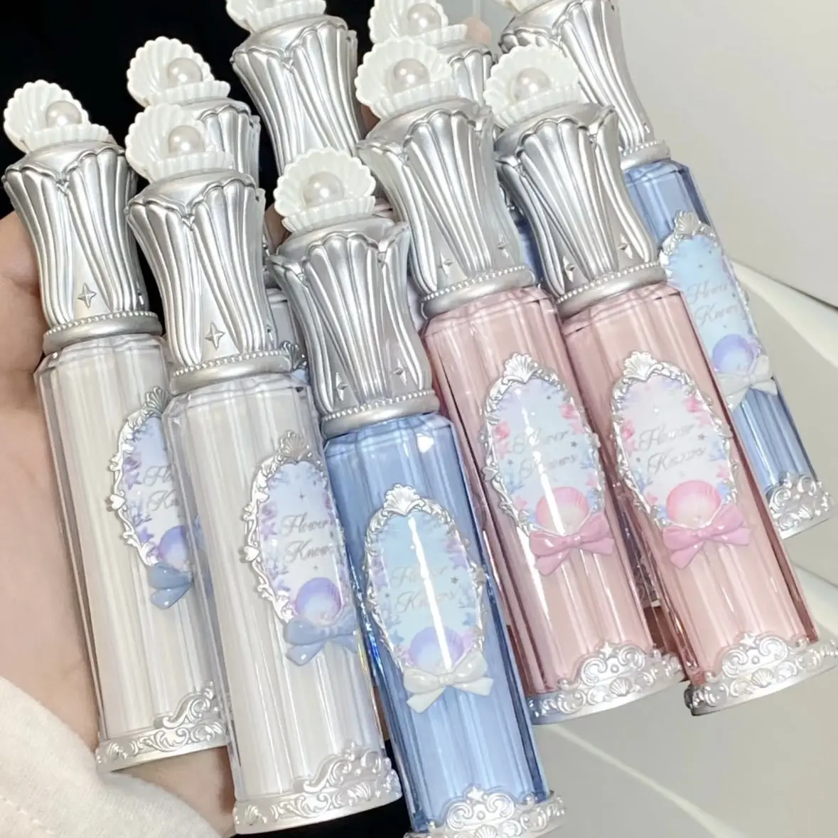 زهرة يعرف قذيفة اللؤلؤ الشفاه جوهر العسل ضوء ماكياج أحمر الشفاه فيتامين ملمع الشفاه الشفاه سمنة ترطيب بلسم توهج النهاية