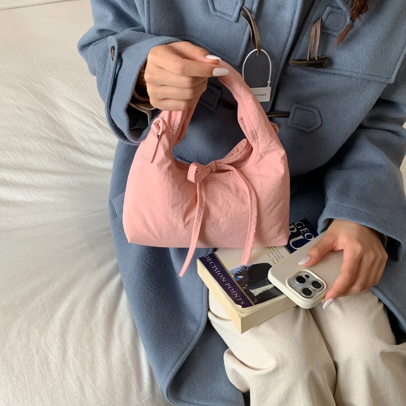 

2025 New Women's Handbag Trendy Design Simple Commuter Casual Crossbody Bag Daily Mobile Phone Cloth Bag for On-the-go