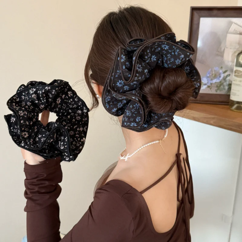 

Vintage Four-Layer Locking Floral Scrunchie Korean Versatile Tie Flower Stylish Fashion Hair Rope Women