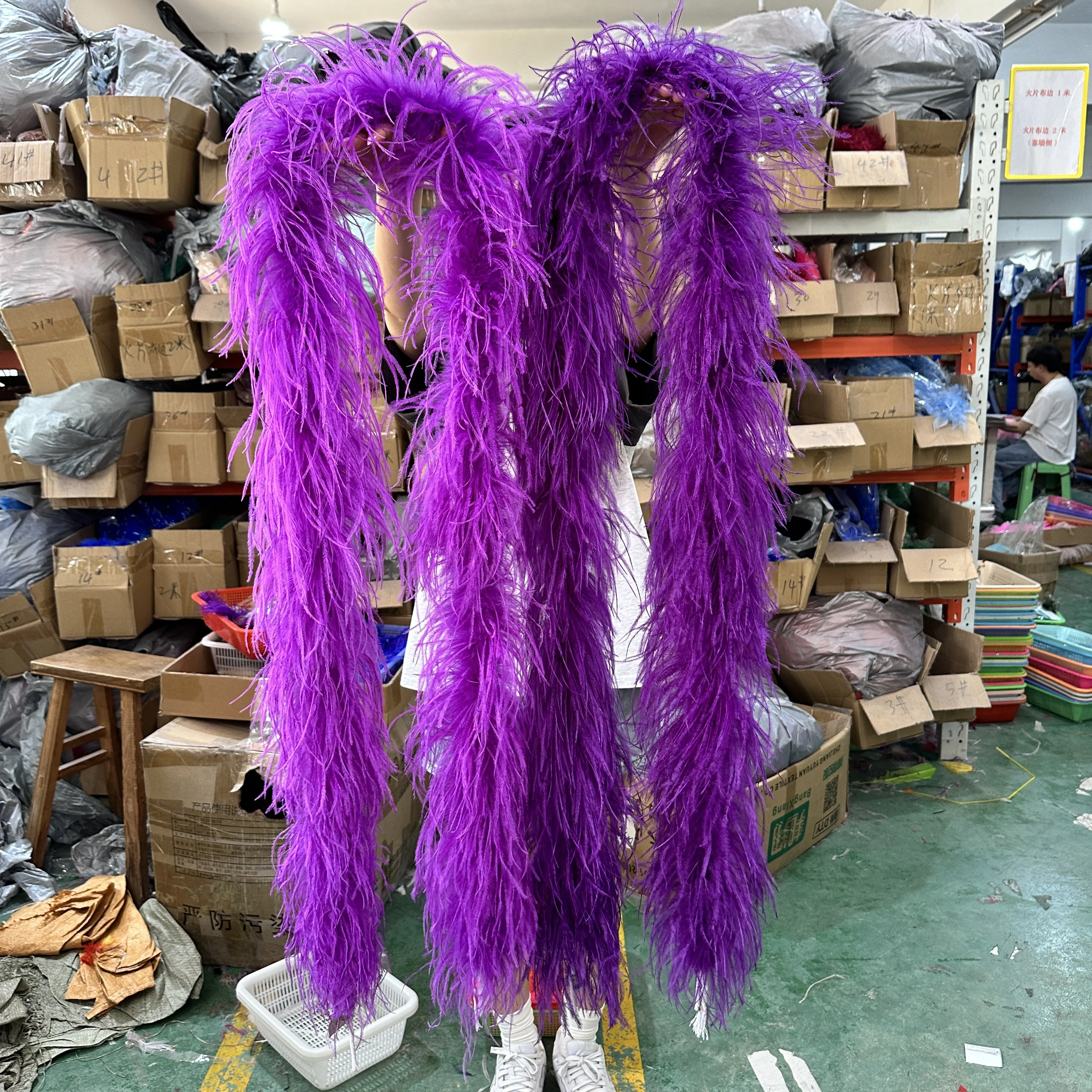 0.5-2M Green Ostrich Feather Boa 6PLY Fluffy Boa for Wedding Burlesque Carnival Cosplay Photo Shoot Party Decoration Accessory