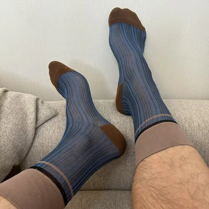 2025 Trendy Mens Socks Line Striped American Style Colorful Color Match Designer Socks for Men Breathable Dress Business Socks