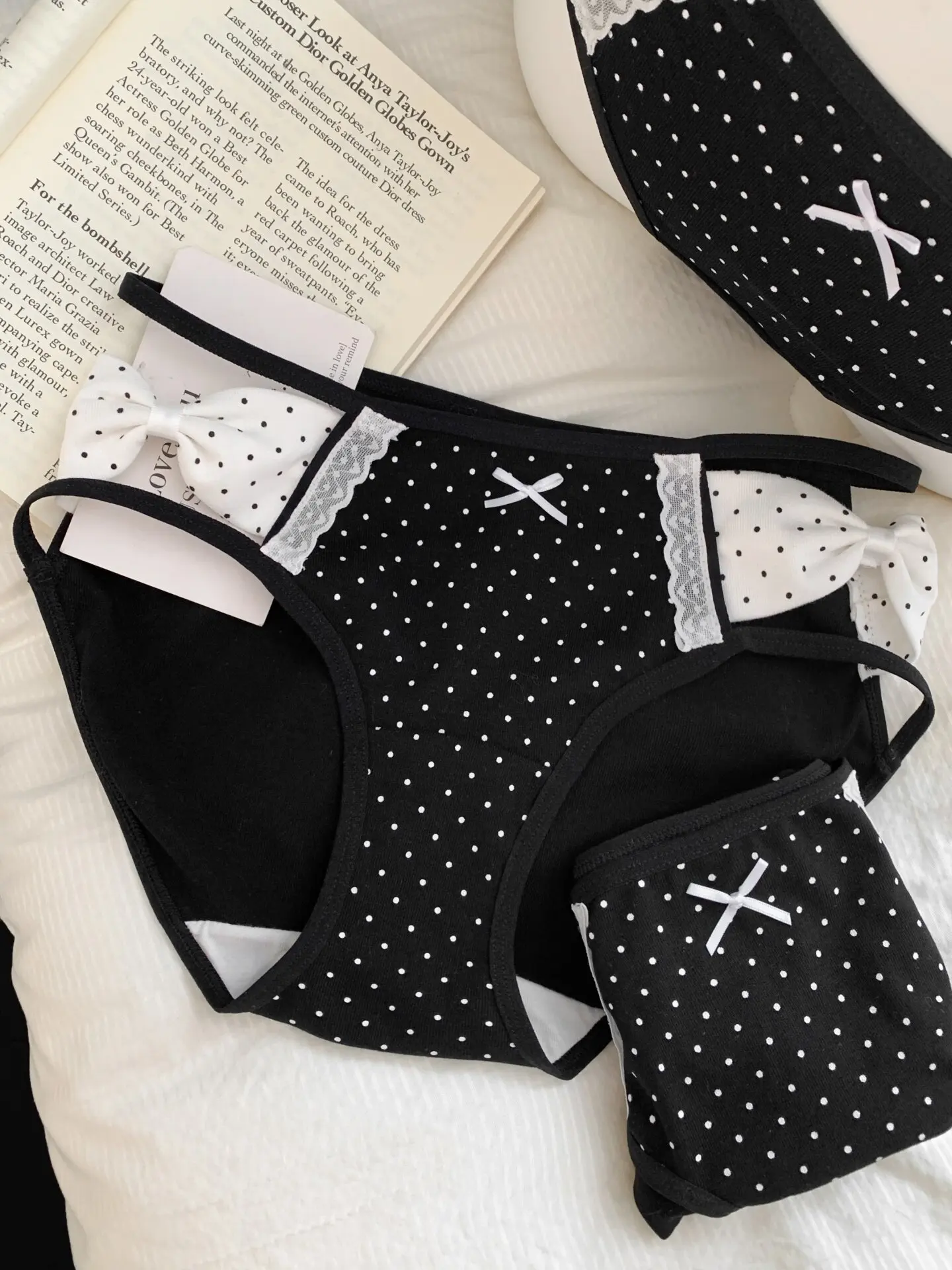 Cool Gothic Polka Dot Cotton Panties For Women White Bow Lace Trim Mid-rise Antibacterial Anti-chafing Ladies Brief Underwear