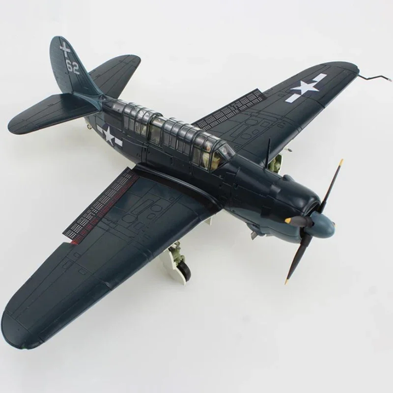 1:72 Scale HA2215 SB2C-4 Helldiver White 62,VB-18,USS Intrepid 1944 Fighter Model Diecast Alloy Classic Static Souvenir Toy Gift