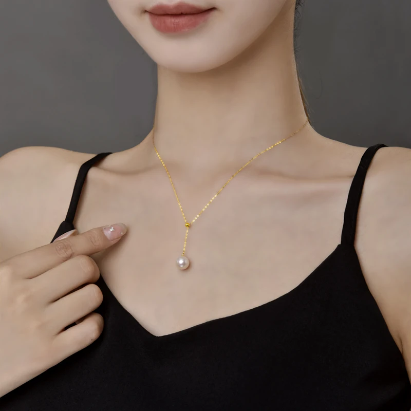 Thumbnail 4 - #13 Trending Gold Necklaces Right Now