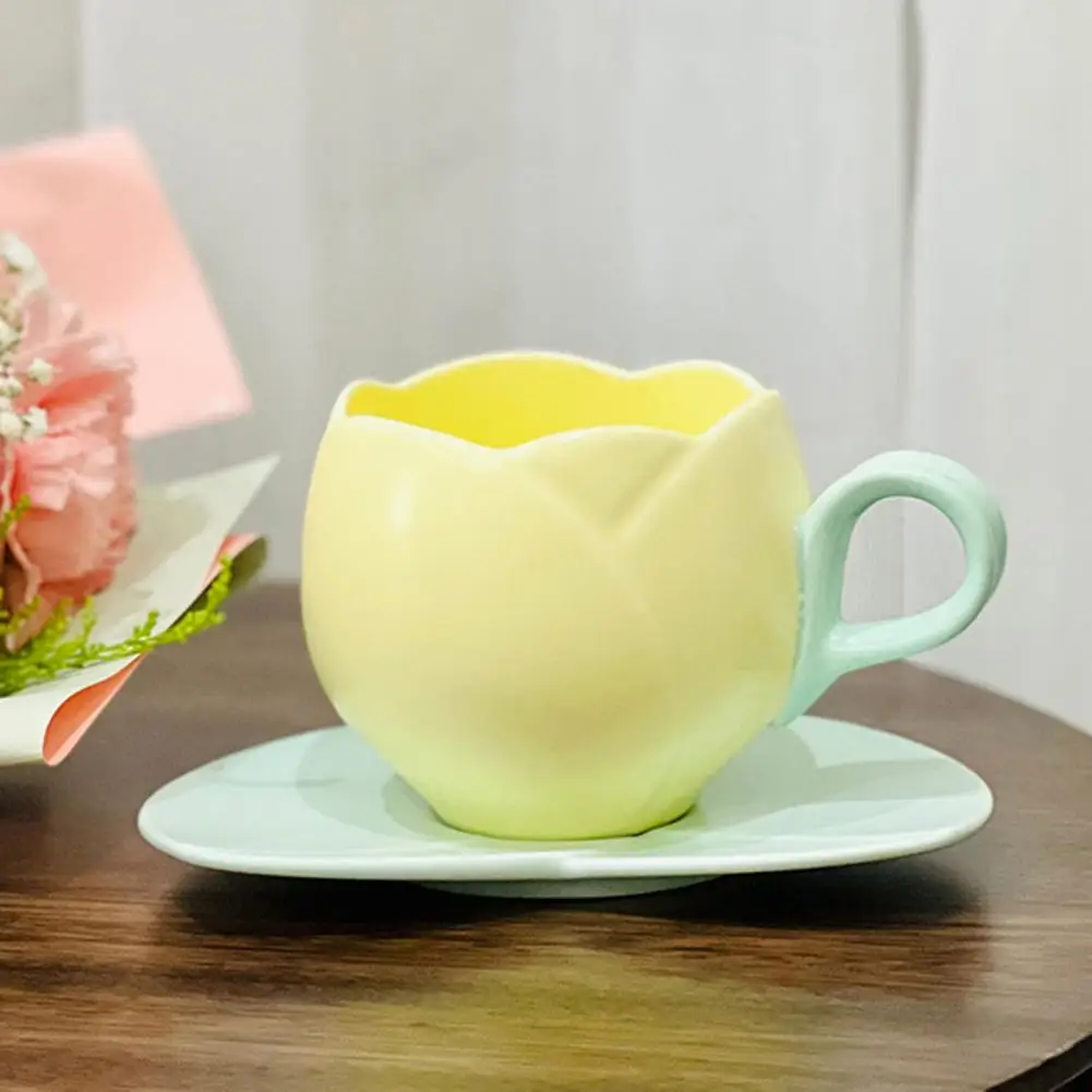 Tulip-shaped Coffee Cup and Saucer Flower Shaped Ceramic Tulip Coffee Mug with Coaster Heat-resistant Tea Cup Cute Drinking Mugs