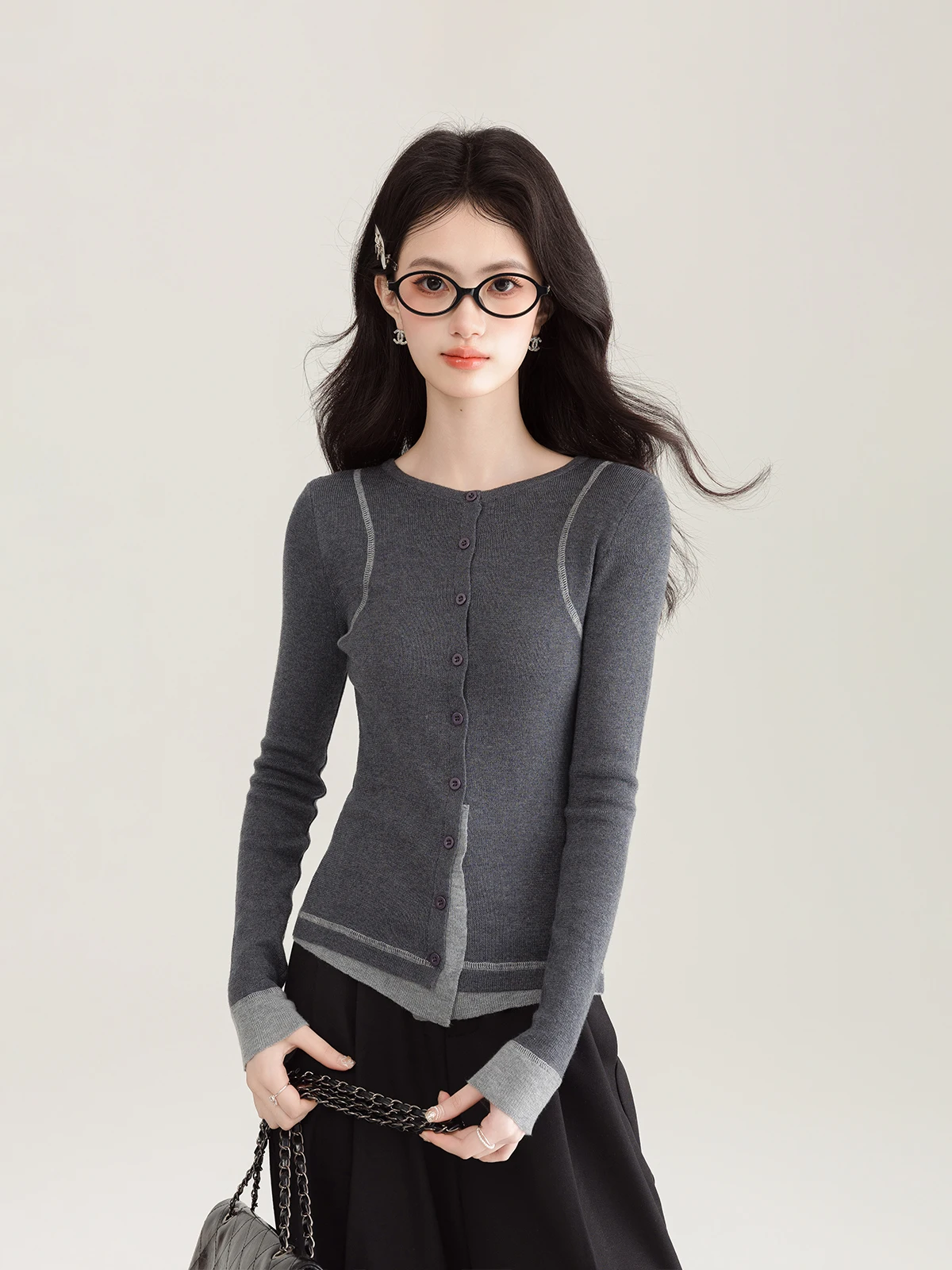 

Облегающая женская футболка с эффектом двухслойности, новая коллекция весна 2026, модный дизайн, небольшой размер ...