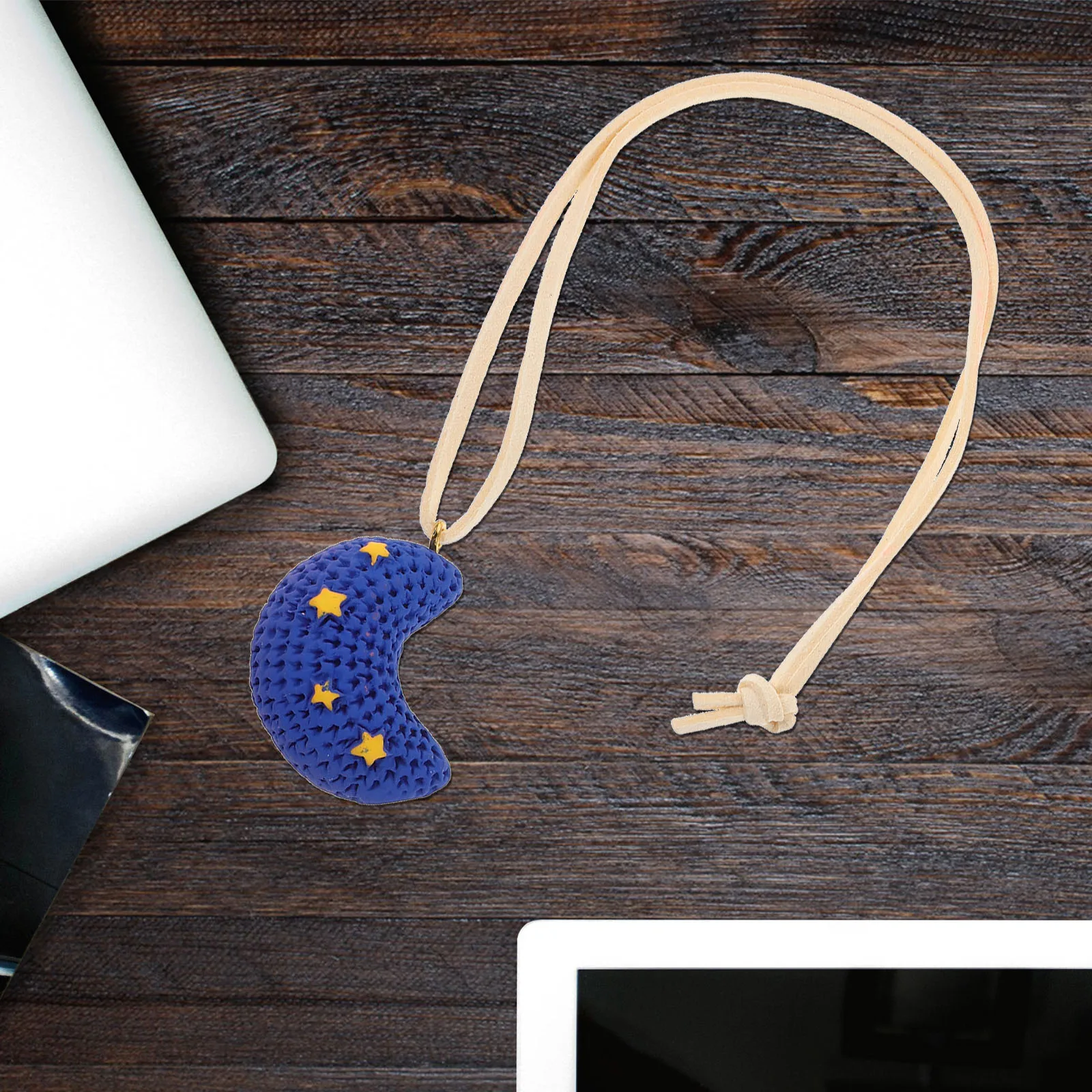 

2 Pcs Resin Car Interior Decor Hanging Accessories Rearview Mirror naments Heat Resistant Universal Fit