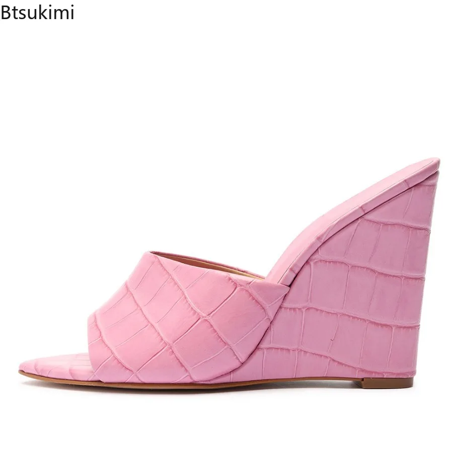 

2025 Woman's Fashionably Simple Green Snakeskin Wedge Slippers Sexy Wedge Sandals Fashion Females Summer Casual Sandals Dropship
