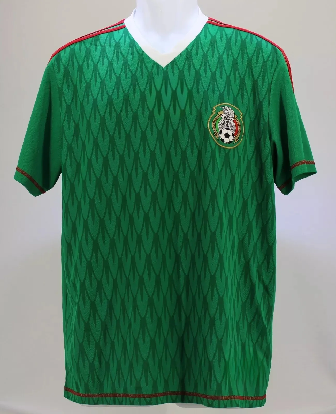 

Summer Fashion Green Football Jerseys and Sweatshirts, 3D Printed Men's and Women's Sweat-absorbing and Quick-drying T-shirts