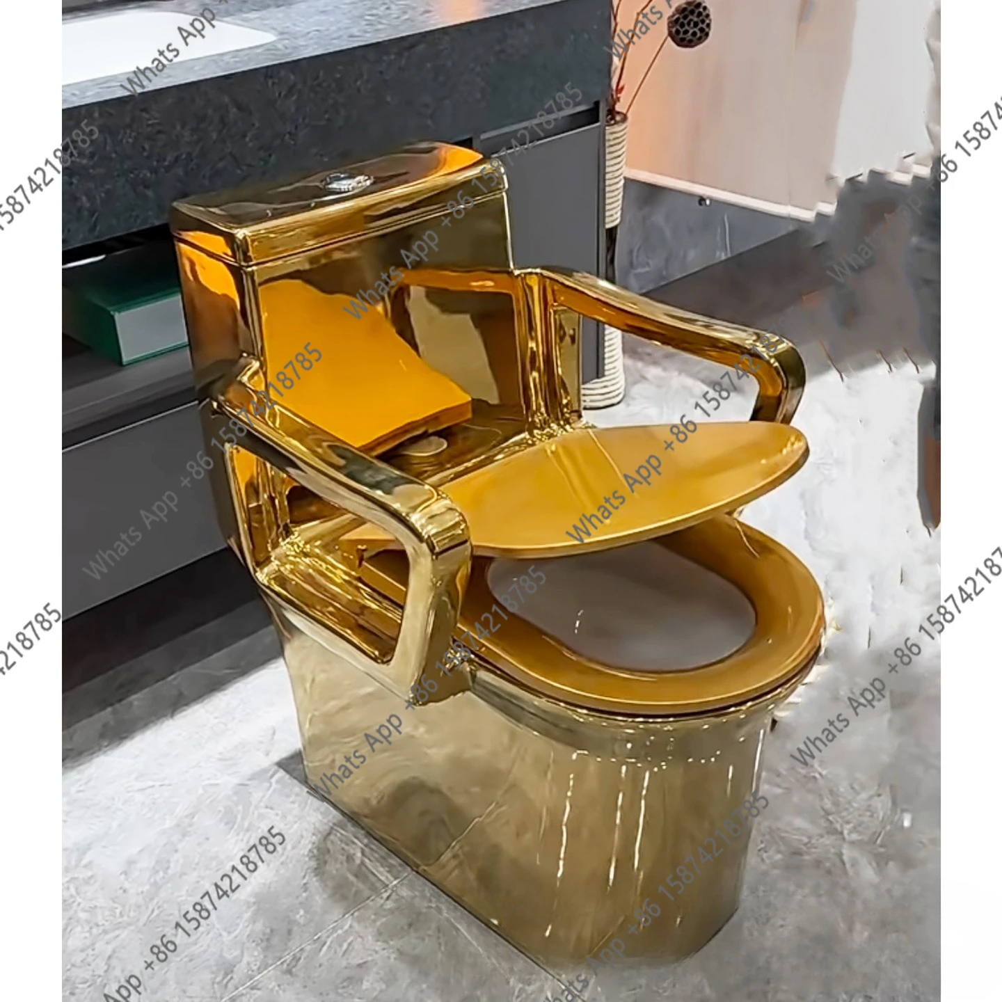 

Electroplated gold toilet ceramic bathroom gold-plated toilet colored gold with armrest household toilet
