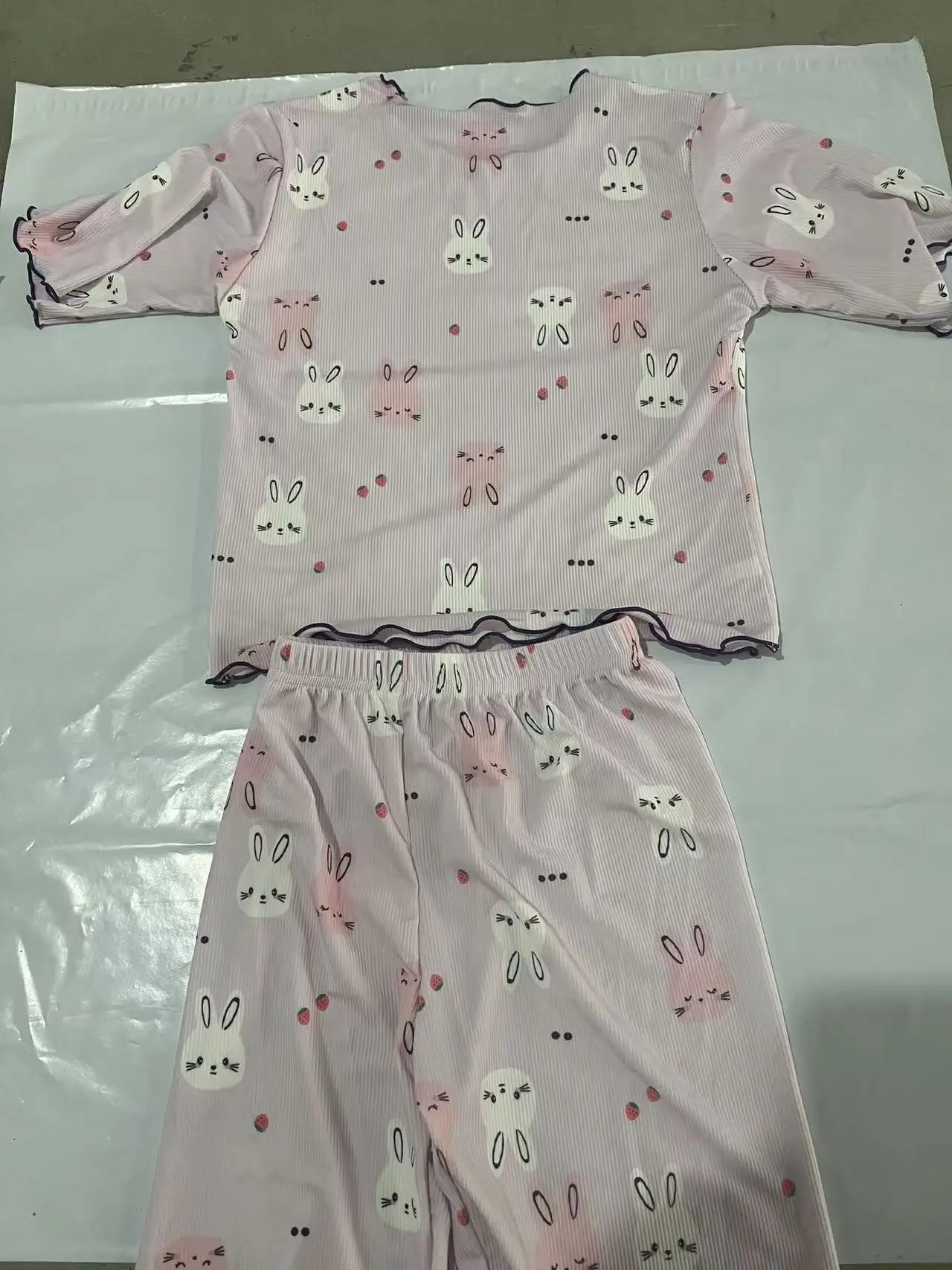 Children's Short-Sleeve Home Wear Set, Summer Girls' Ice Silk Air-Conditioning Clothing, Popular Children's Summer Two-Piece Set