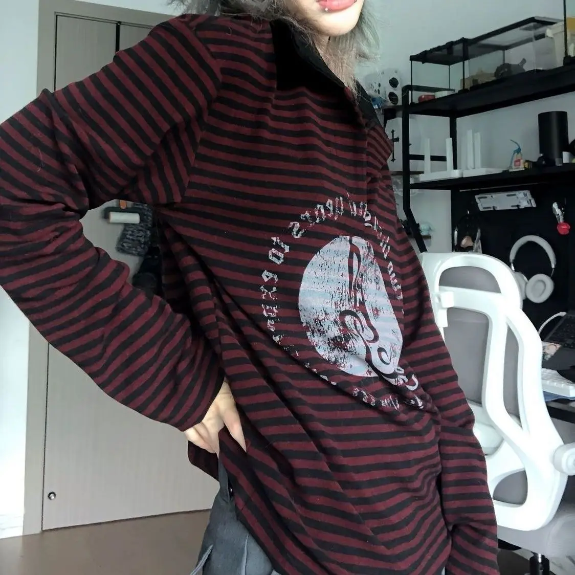 American Retro Black Red Striped Regular Shoulder Long-sleeved T-shirt Women Spring Musical Note Print Loose Polo Neck Y2k Top