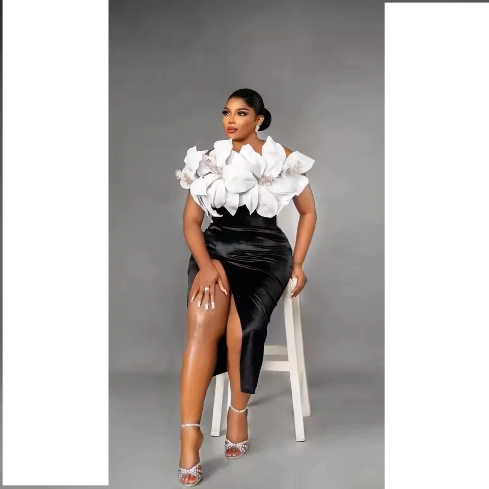 세련된 플로럴 화이트 블랙 이브닝 드레스 스트레이트 플라워 벨벳 프롬 드레스 롱 비즈 포멀 가운 발목 길이 스플릿 맞춤