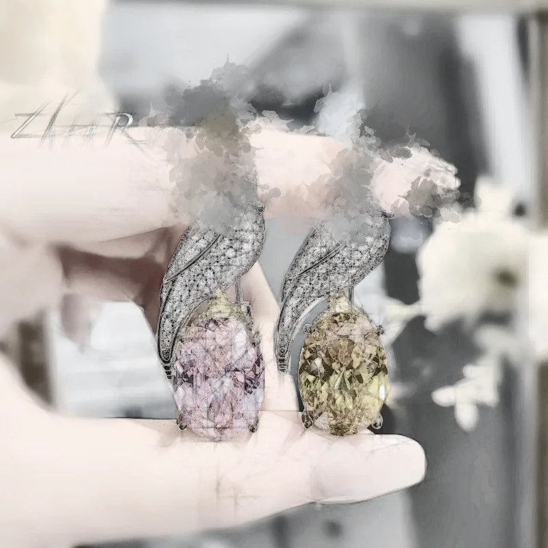 

Высокий дизайн ювелирных изделий, изысканная роскошная брошь с розовым бриллиантом, кулон, два ношения, слегка инкрустированных бриллиантами, гусь, желтое ожерелье с птицей, Wom