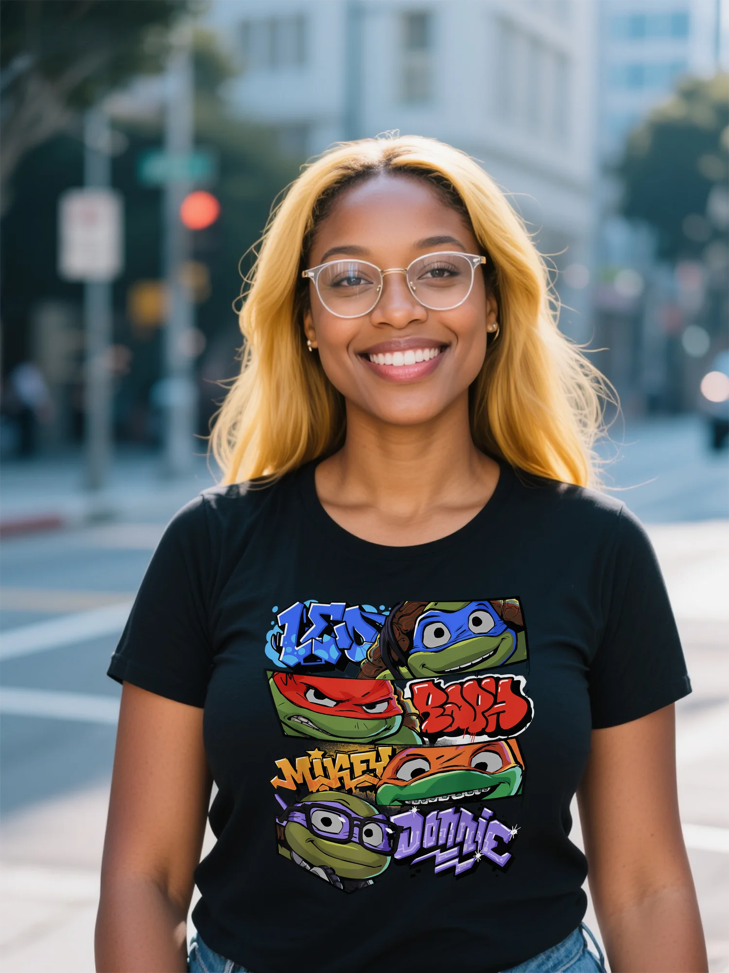 

Women's 100% Cotton High Street T-Shirt with Black Floral Print