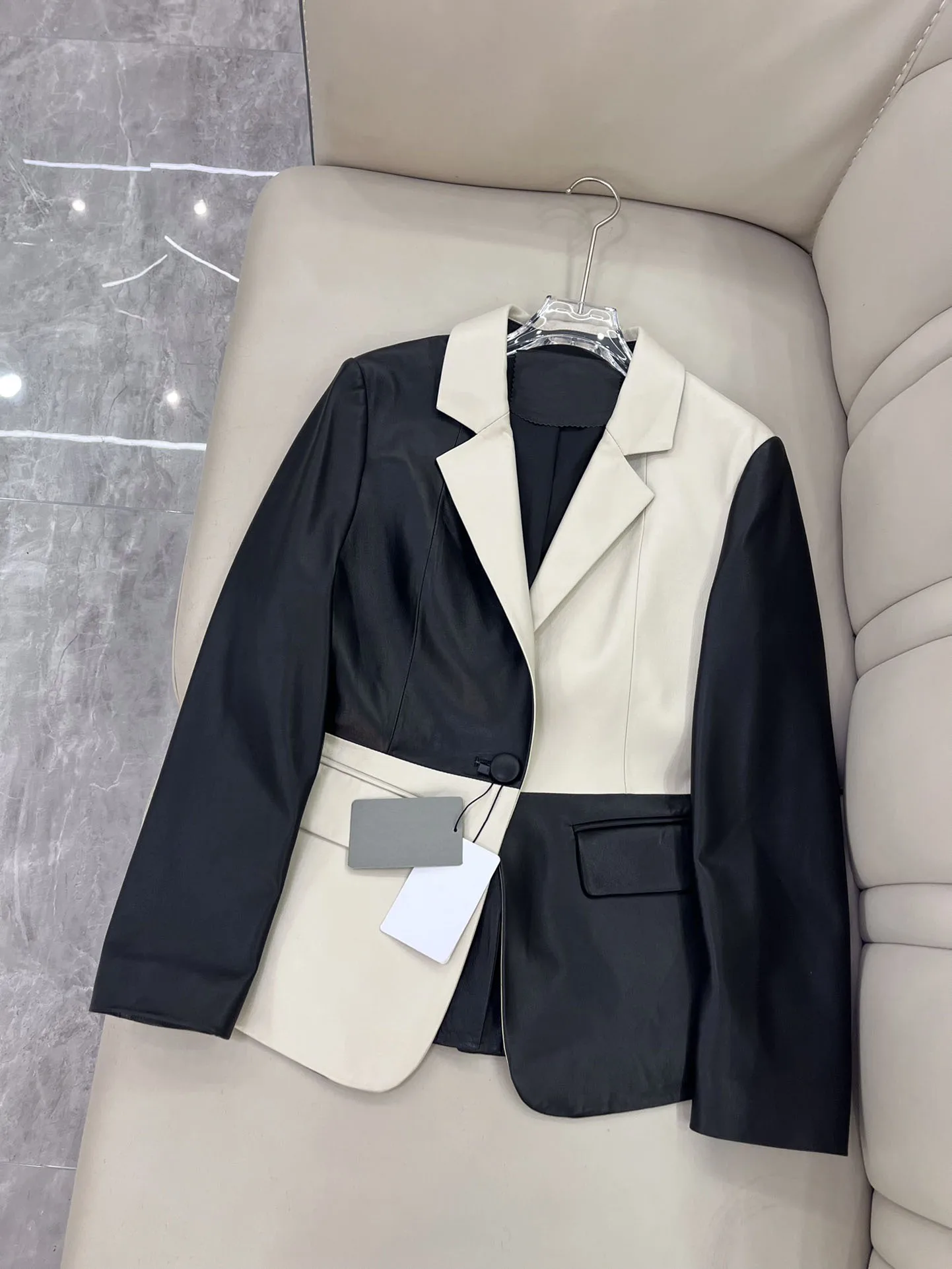 Veste imbibée de peau de mouton pour femmes, noir, beige, coutures, vêtements de mode, automne, hiver, nouveau, 2023, 1005