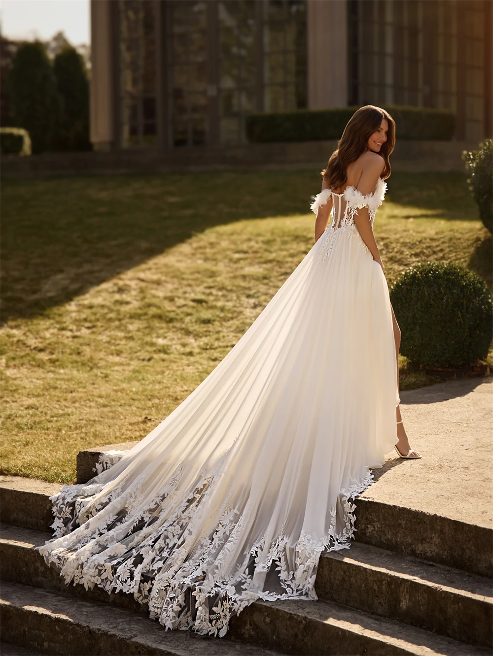 

Customized Sexy White Chiffon Wedding Dress Boho Sweetheart Off the Shoulder Bridal Gown Soft A-Line Court Train Robe de mariée