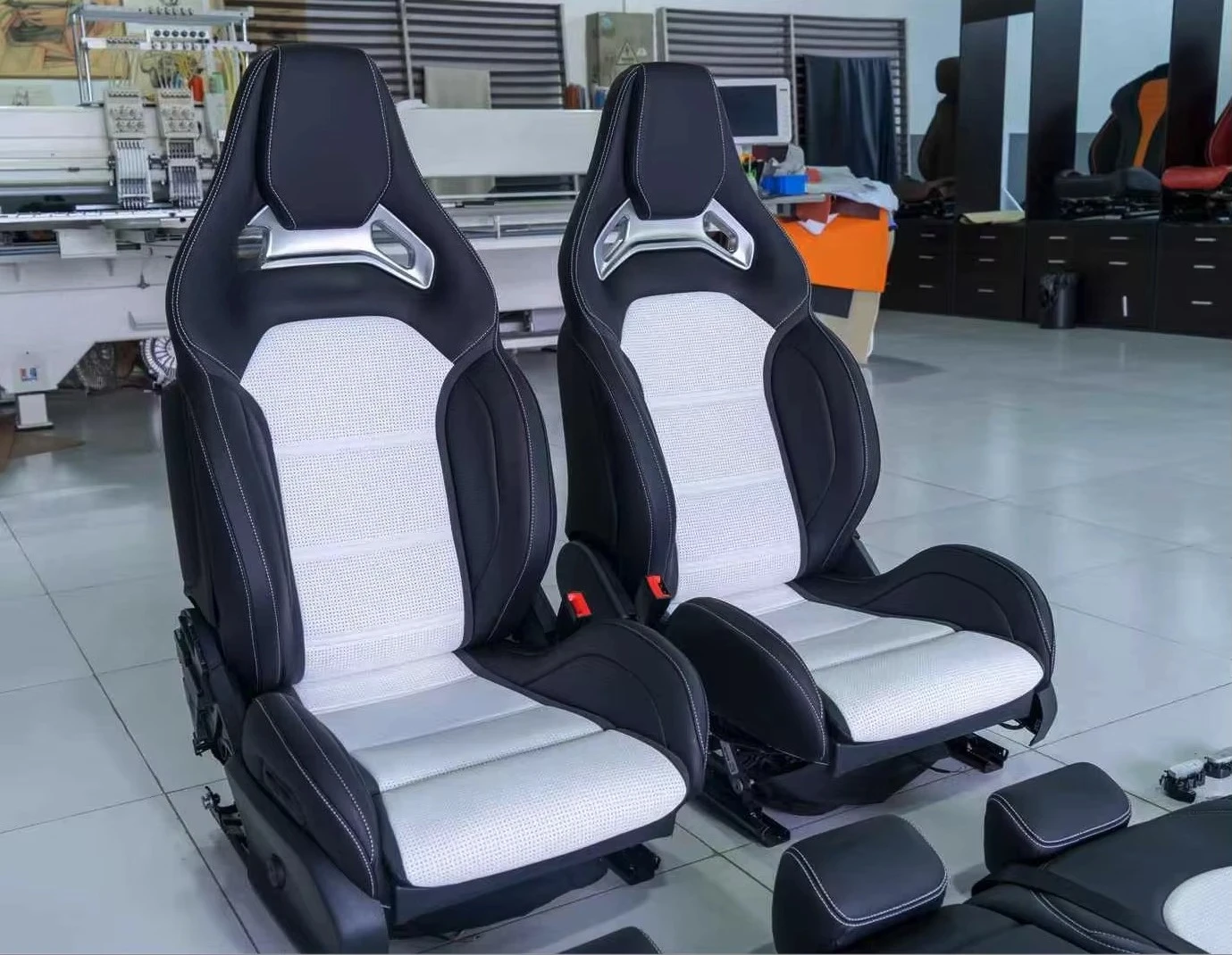 Car Seats High Performance Leather Safety Seats for  C-Class C63  W205