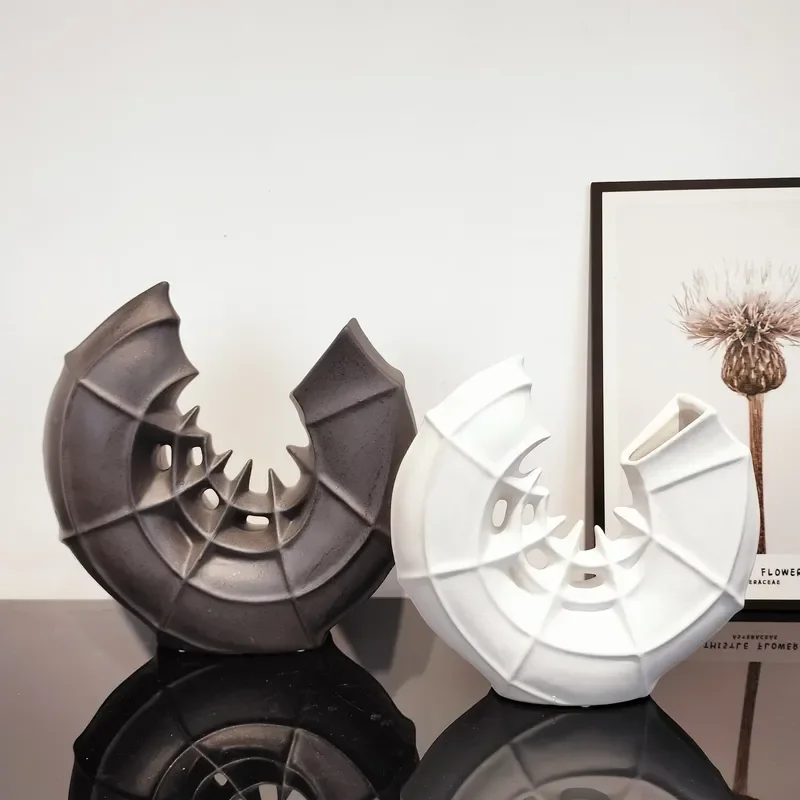 Modern Black Ceramic Vase Minimalist Home Decor Creative Flower Pot for Living Room Hotel Decoration Simple Style Ornament