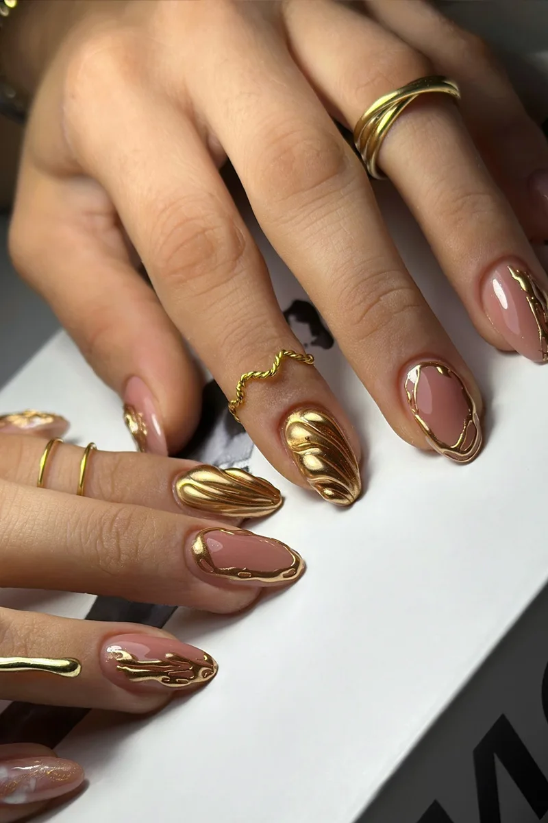 

24Pcs Mid-length Almond Fake Nail with 3D Golden Water Ripple Irregular Design Press on False Nails Wearable Full Cover Nail Tip