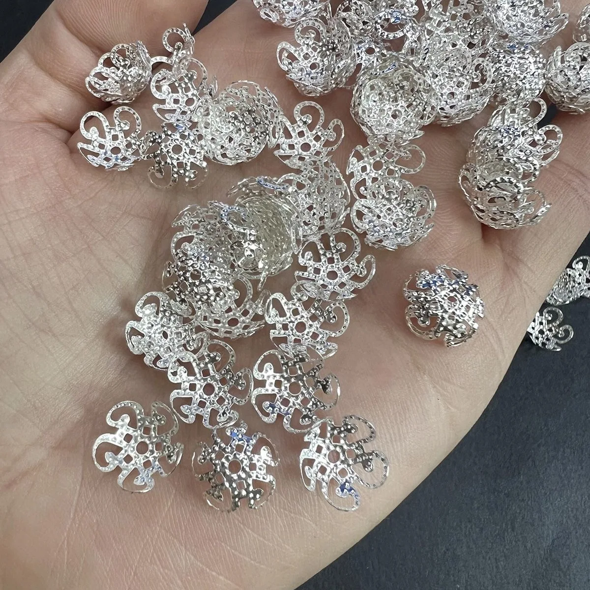 200-400 sztuk 10mm rod luzem kwiaty koraliki czapki dla majsterkowiczów kolczyki naszyjnik dokonywanie ustaleń dostaw urok Spacer Loos biżuteria — zdjęcie 6