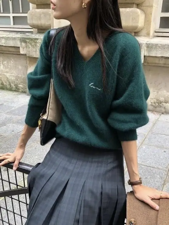 

Smoid 2024 Winter Embroidered Pure Color Festival Atmosphere Warm V-Neck Loose Knitted Sweater Korean Style Woolen Long Sleeve