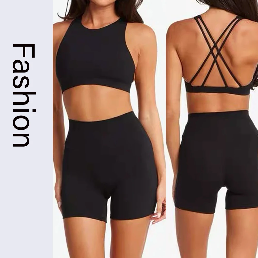 

2-Piece Set Fashion Round-Neck Yoga Bras With Chest Pads All-in-one Sports Bras Women Cross-Running Nude Fitness Bras And Shorts