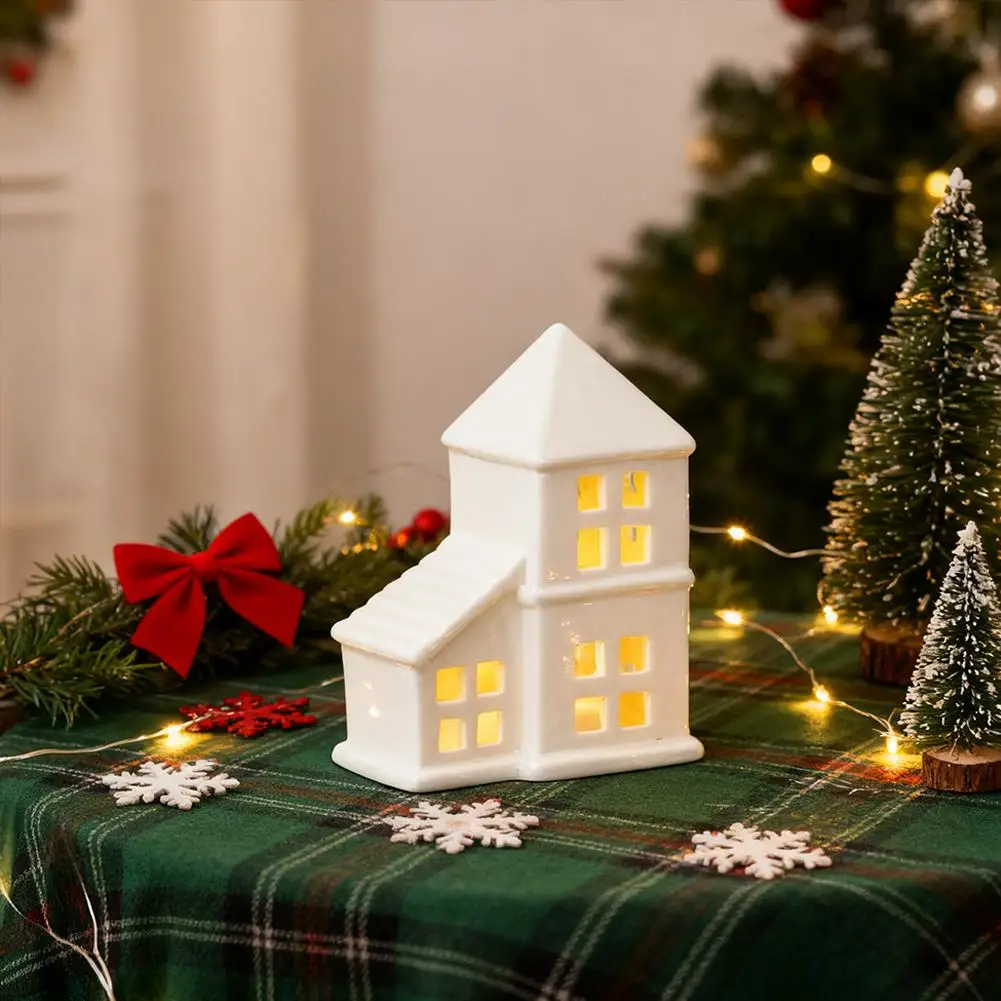 High-end Christmas Indoor Ornaments Village Lighted Ceramic Handmade Houses Xmas Holiday Farmhouse Rustic Decor For Home Table