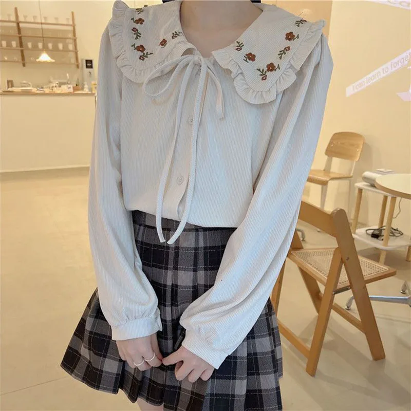 Japanese Style Sweet Embroidery Shirt Women Lace-up Peter Pan Collar Shirts Woman Vintage All-match School Student Blouses Girls