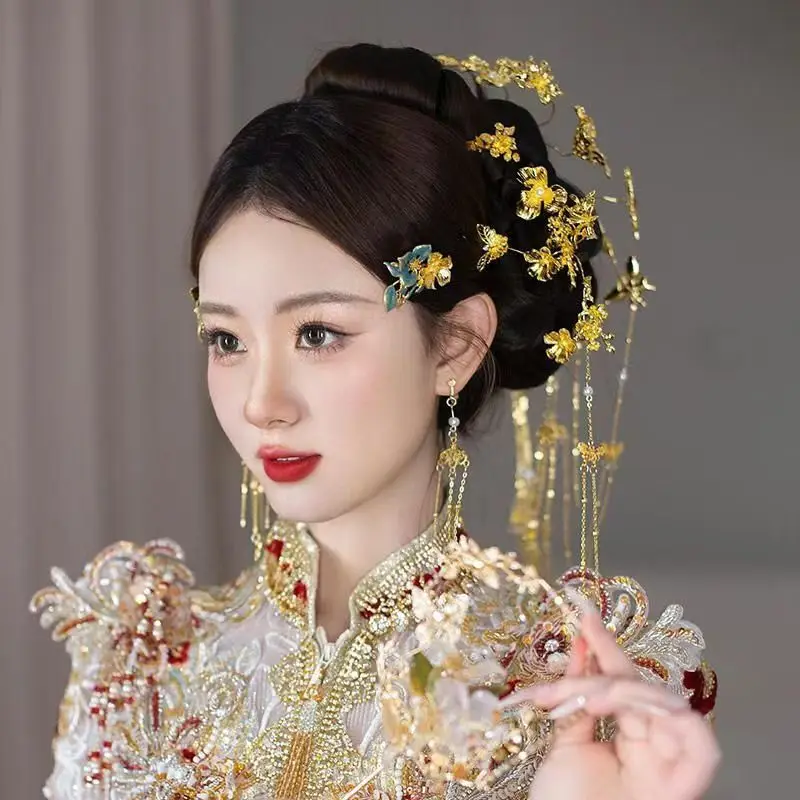 

New Golden Classical Chinese Xiuhe Dress Head Ornaments for Bride Wedding Engagement Banquet High-Quality Hair Accessories