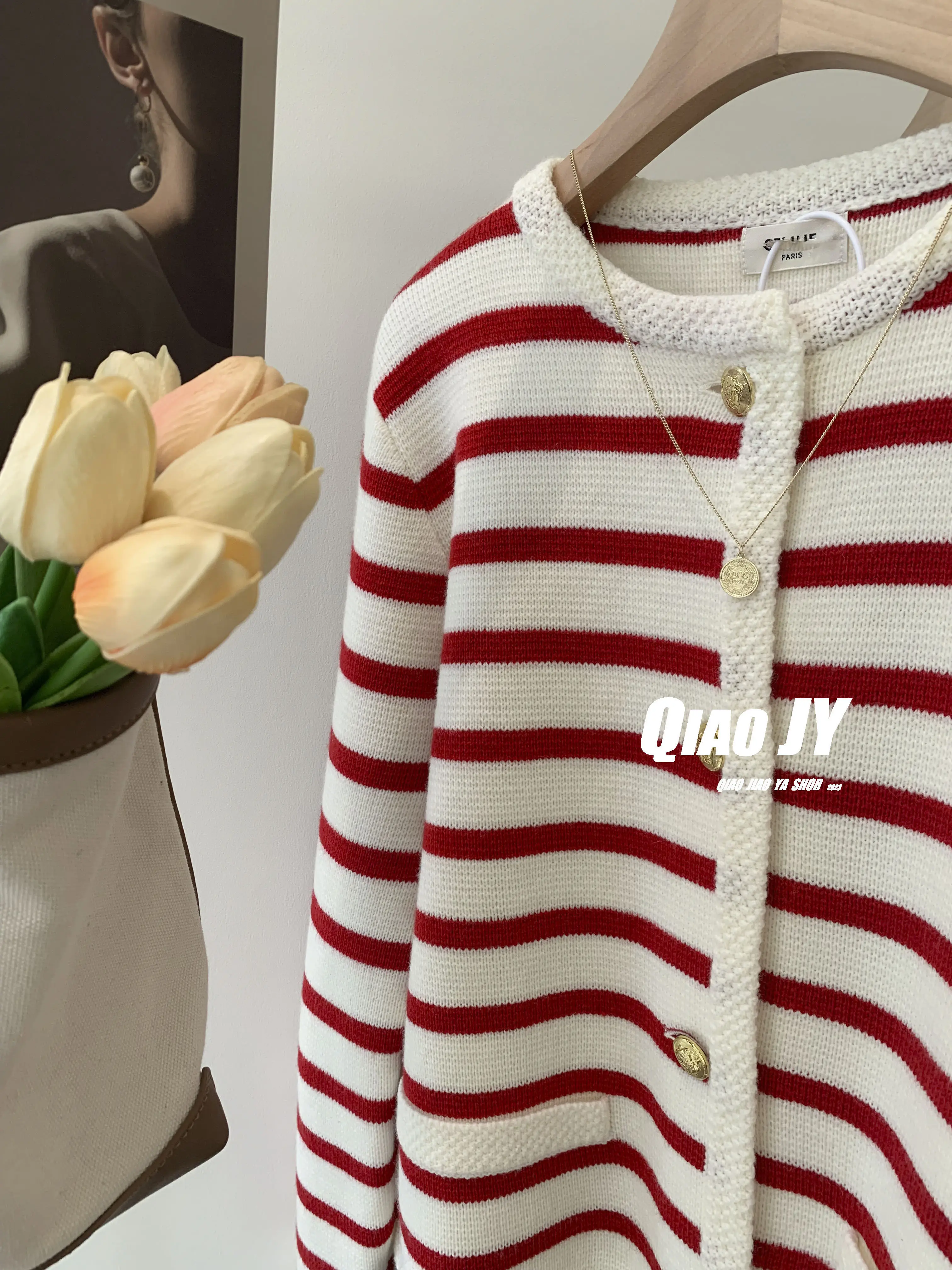 French Style Black White Striped Short Sweater Jacket for Women in Spring Autumn Thick High-end Feeling Small Knitted Cardigan