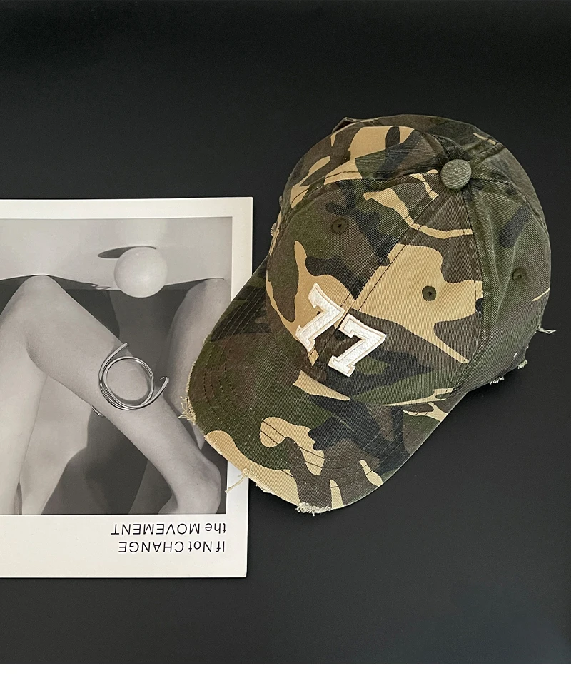 American Camouflage No. 77 Patch Letter Embroidered Baseball Cap Women Spring Autumn Summer Outdoor Sports Peaked Cap Men