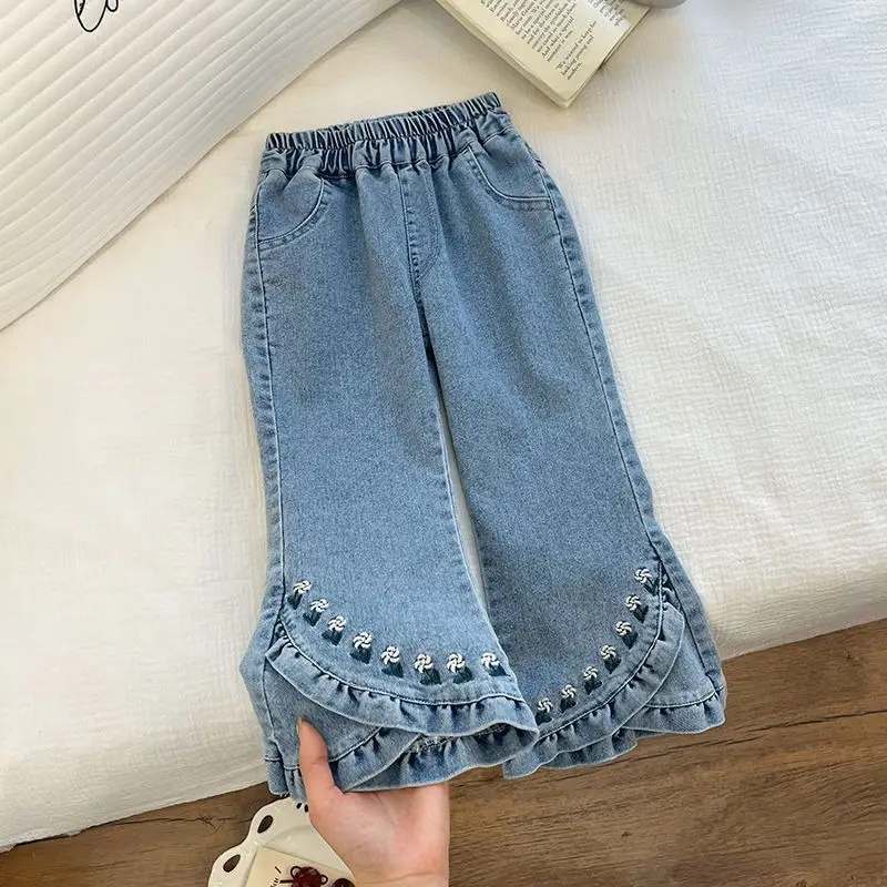 Kids Girls Denim Flare Pants 2025 New Arrival Children Embroidery Jeans Spring Autumn Blue Cotton Pants Japanese Korean Style