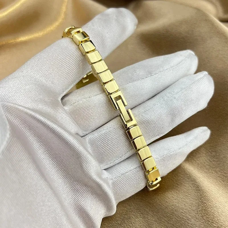 ساعة نسائية أنيقة موضة فاخرة حجر الراين السيدات ساعات كوارتز سوار ساعات المعصم Reloj Para Mujer Relogio Feminino