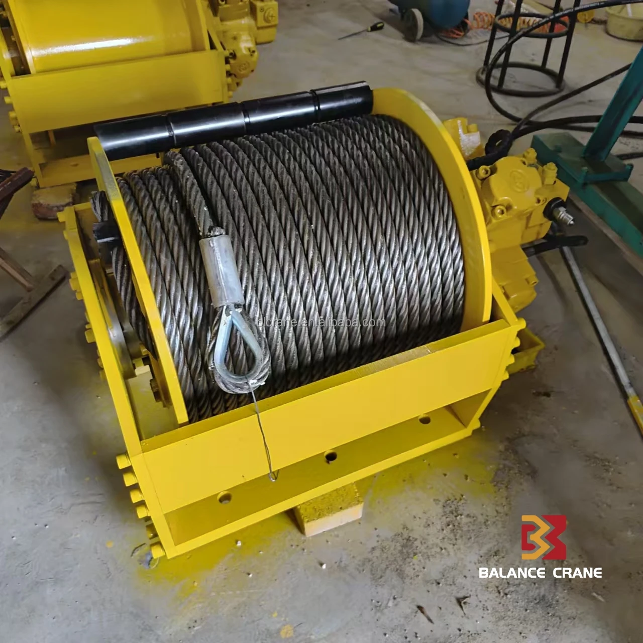 35 Ton Hydraulic Single Drum Mooring Winch With Free Spool 24V Engine Drive Steel Wire Rope For Boat Use