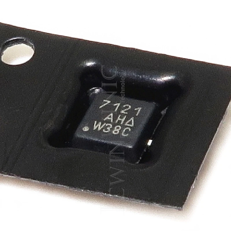 1-50PCS RT6807A RT6807 SI7121DN 7121 PML011A PML011 AD83586B AD83586 X9241US X9241 Z0103NN Z3N