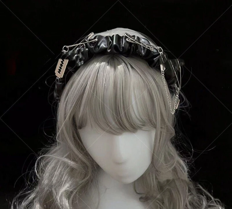 

Japanese Y2k Hottie Dark Goth Punk Headband Pin Chain Pleated Headband Lolita Personality Asian Hair Accessories for Womens