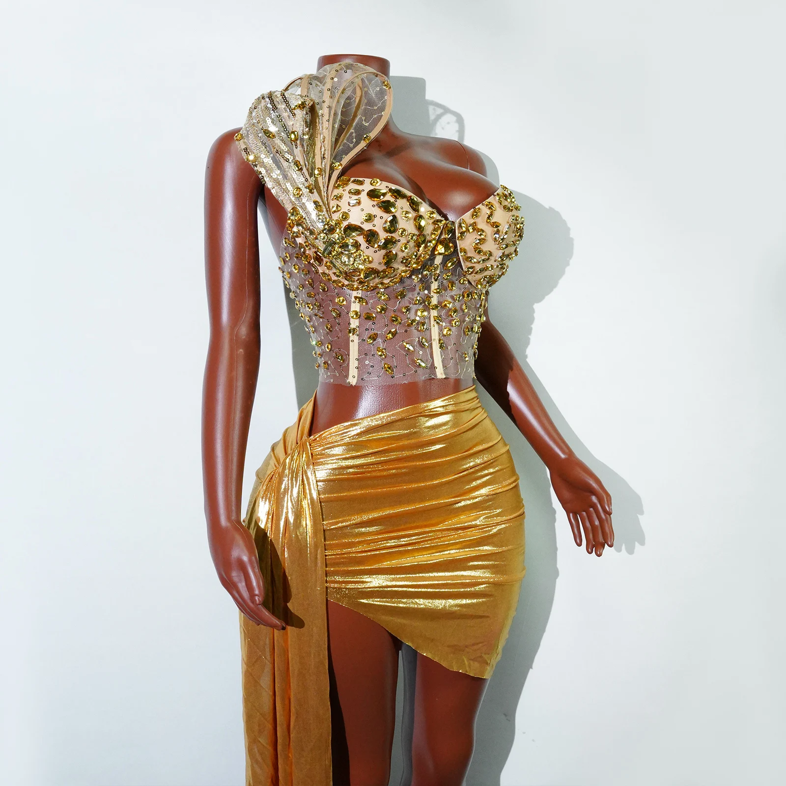 Sexy Strapless Rhinestone Gold Two Piece Set Design Skirt Stage Nightclub Party Celebrate Birthday Prom Show Outfit Wholesale